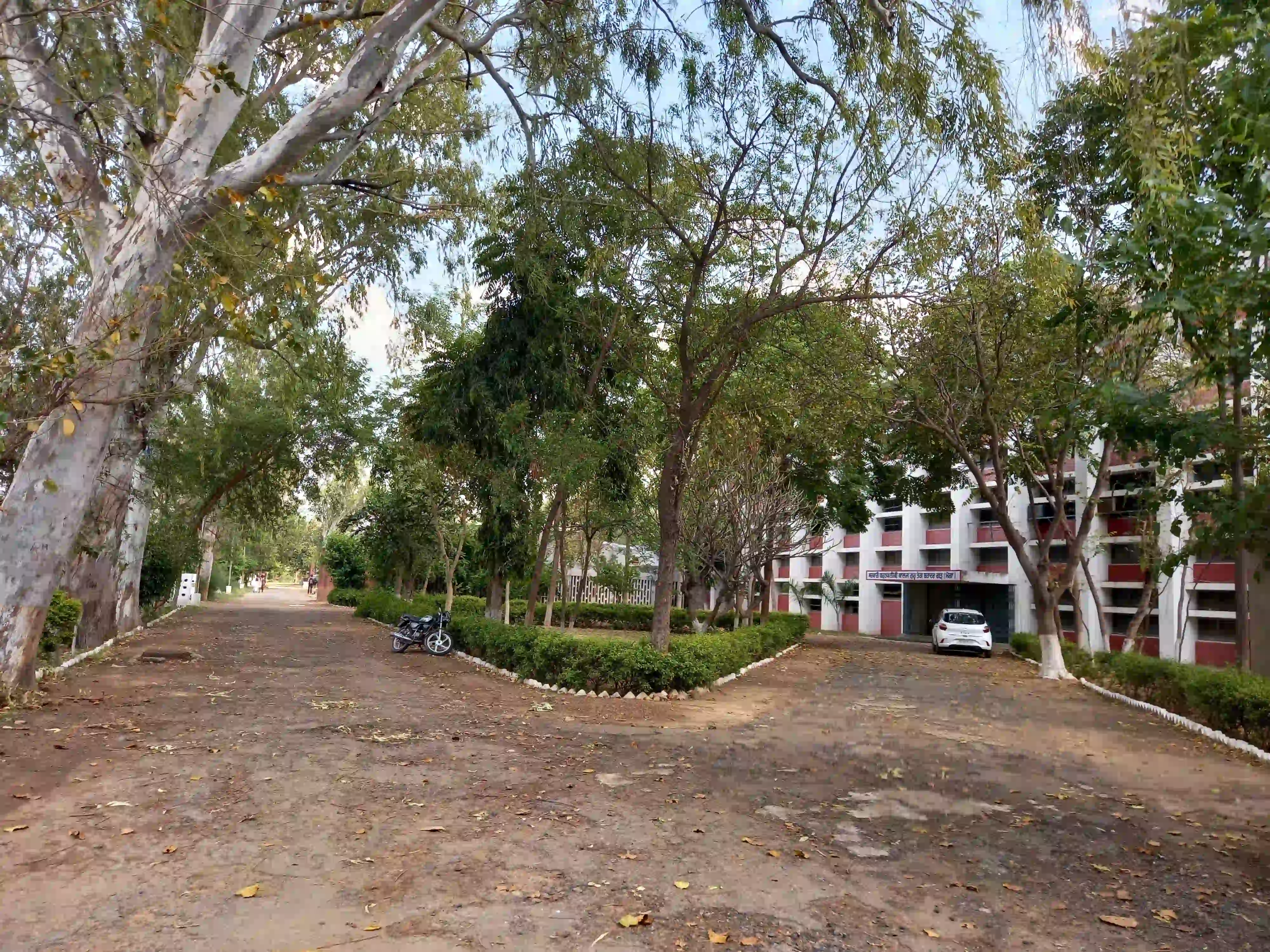 Campus-img
