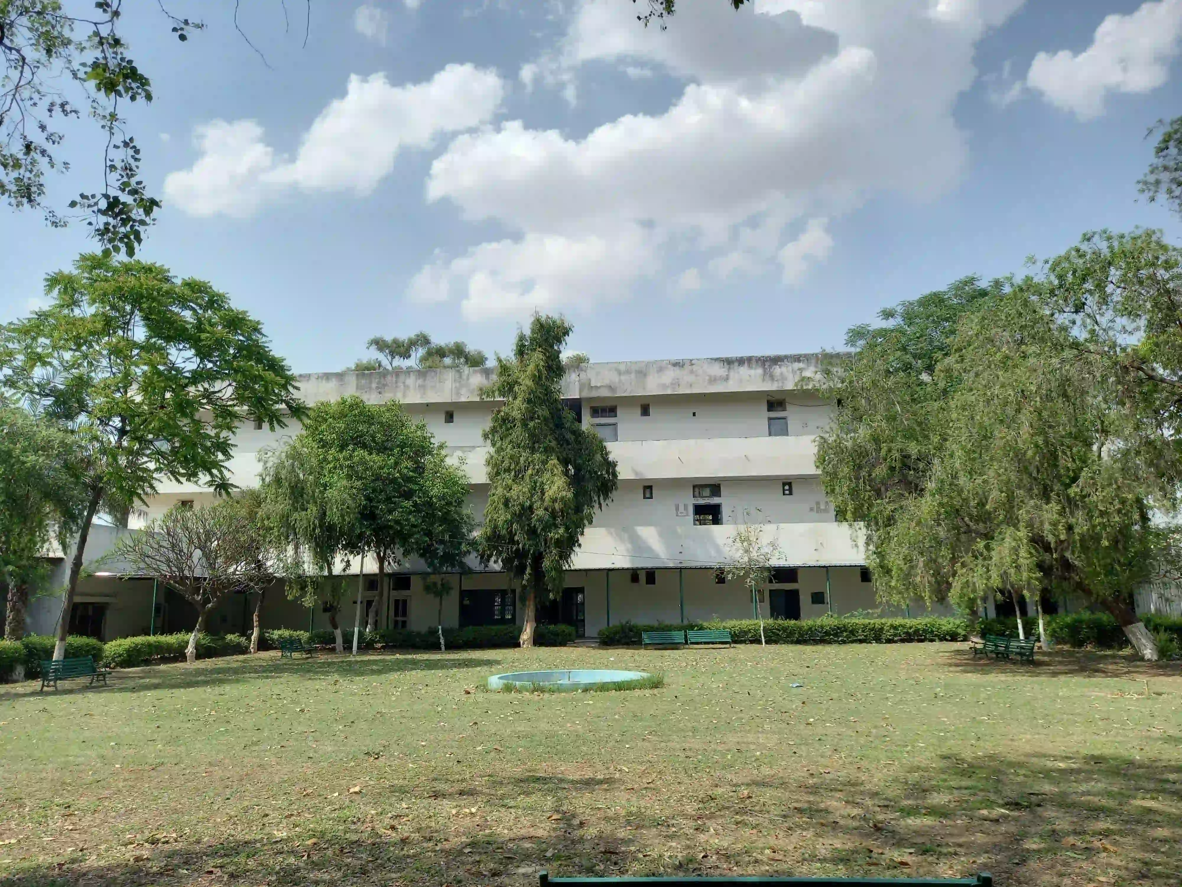 Campus-img