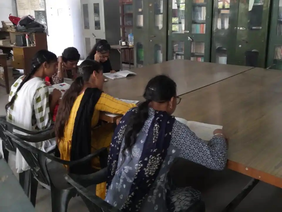 library-img